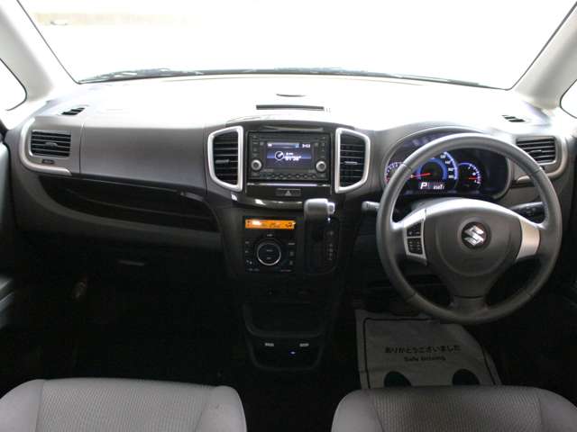 2011 Suzuki Solio – thumbnail 4