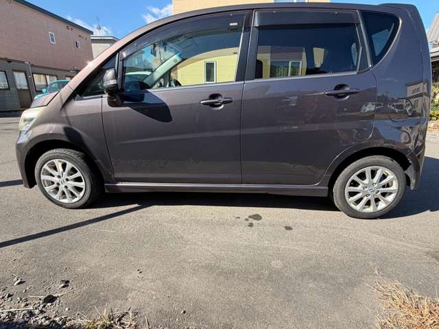 2009 Daihatsu Move – thumbnail 2