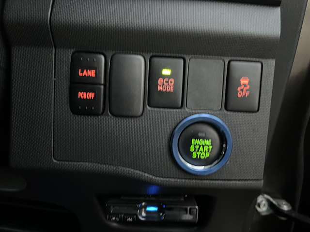2011 Daihatsu Move – thumbnail 4