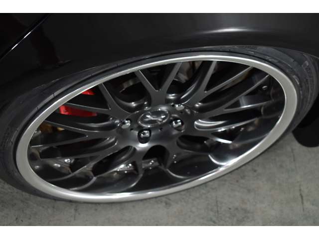 2010 Lexus LS – thumbnail 4