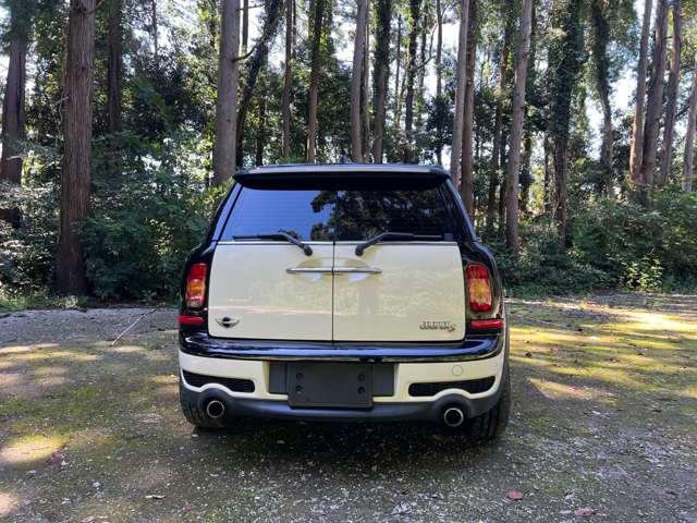 2010 MINI MINI Clubman – thumbnail 4
