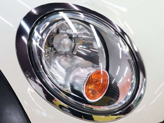 2009 MINI Mni Convertible – thumbnail 4