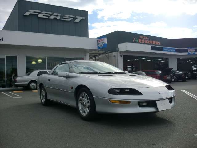 1996 Chevrolet Camaro – thumbnail 4