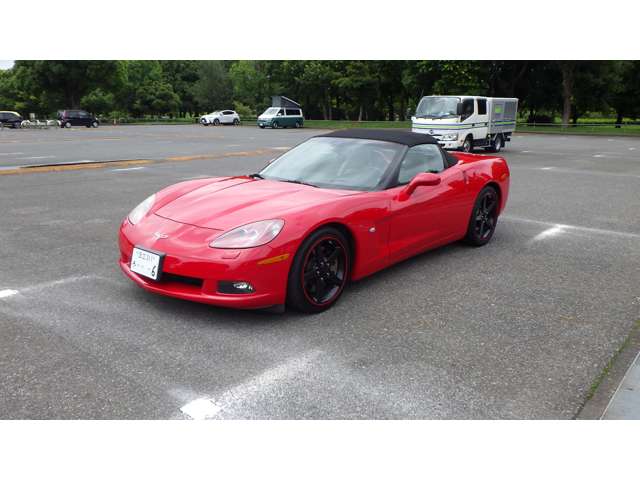 2005 Chevrolet Corvette Convertible – thumbnail 2