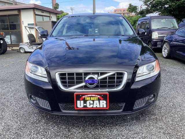 2010 Volvo V70 – thumbnail 2