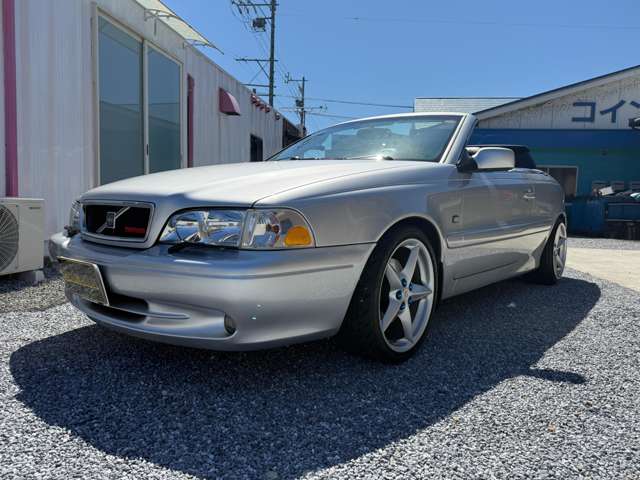 2004 Volvo C70 Cabriolet – thumbnail 2