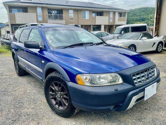 2005 Volvo XC70 – thumbnail 2