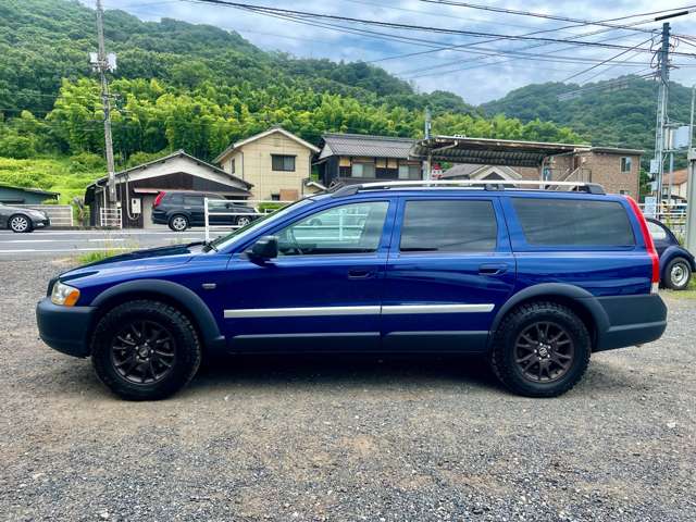 2005 Volvo XC70 – thumbnail 4