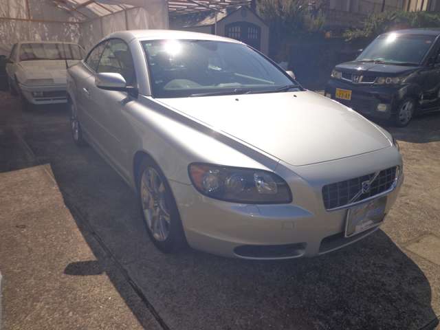 2007 Volvo C70 Cabriolet – thumbnail 2