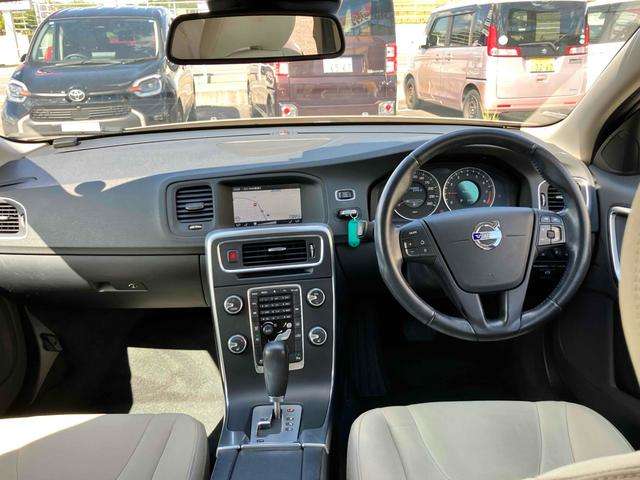 2011 Volvo S60 – thumbnail 4