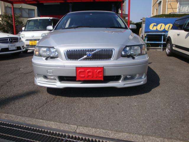 2004 Volvo V70 – thumbnail 2