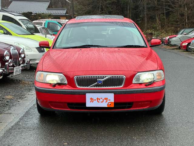 2004 Volvo V70 – thumbnail 2