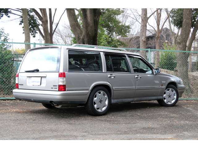 1995 Volvo 960 Estate – thumbnail 2