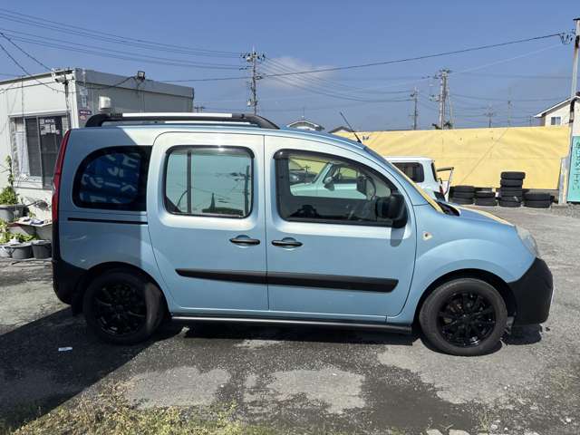 2011 Renault Kangoo – thumbnail 2