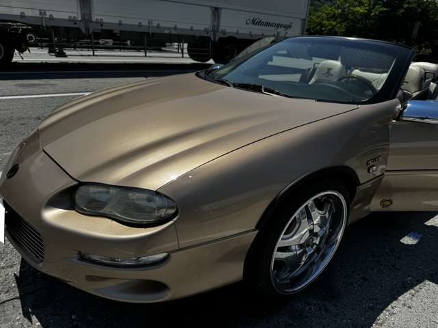 1997 Chevrolet Camaro Convertible – thumbnail 2