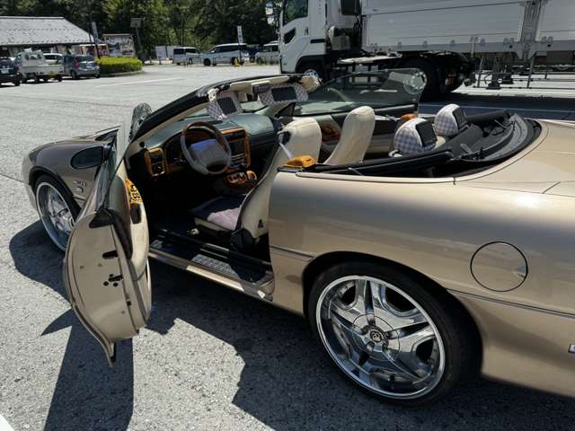 1997 Chevrolet Camaro Convertible – thumbnail 3