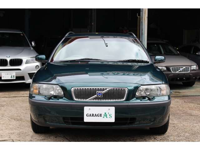 2004 Volvo V70 – thumbnail 4
