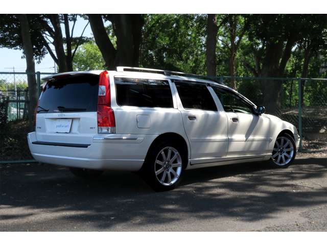 2006 Volvo V70 – thumbnail 3