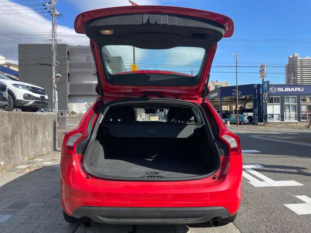 2011 Volvo V60 – thumbnail 4