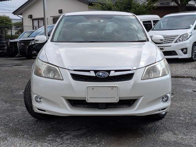 2011 Subaru Exiga – thumbnail 2