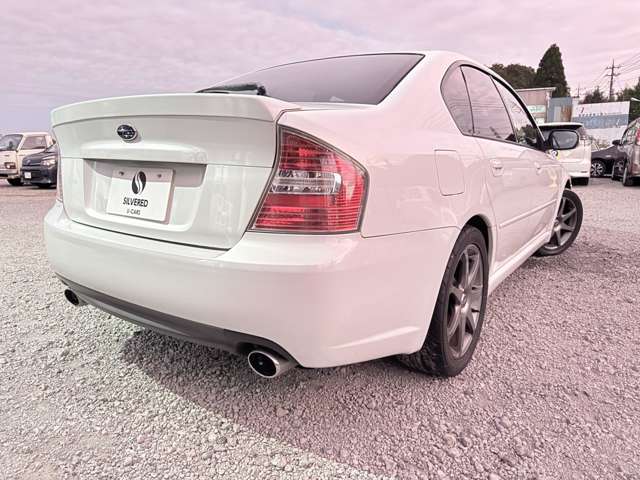 2006 Subaru Legacy B4 – thumbnail 2