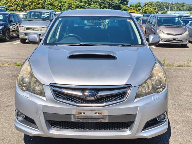2011 Subaru Legacy Touring Wagon – thumbnail 2