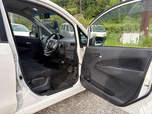 2011 Daihatsu Move – thumbnail 4