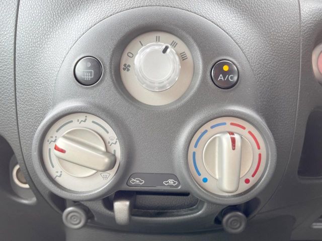 2010 Nissan Cube – thumbnail 4