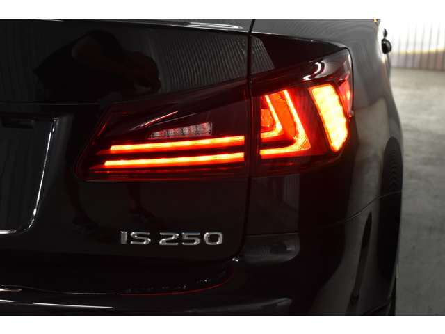 2008 Lexus IS – thumbnail 4