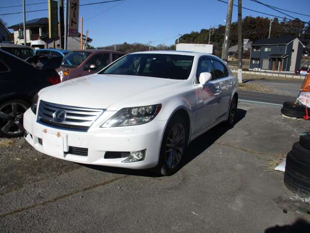 2010 Lexus LS Hybrid – thumbnail 2