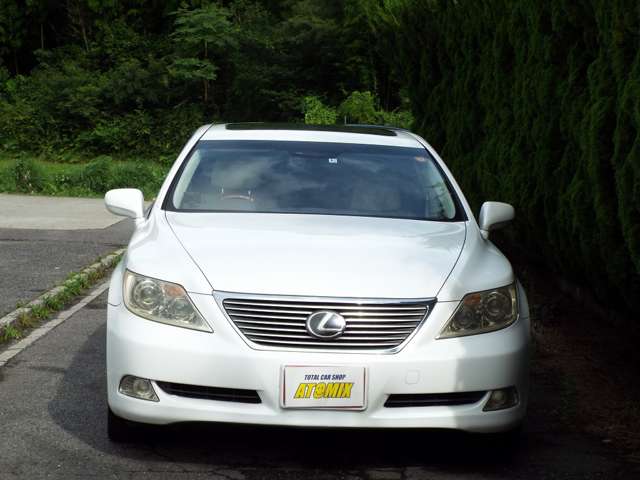 2007 Lexus LS – thumbnail 2