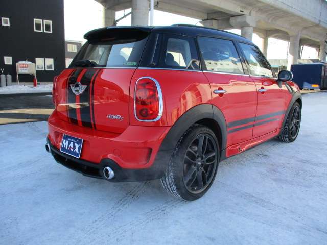 2011 MINI MINI Crossover – thumbnail 3
