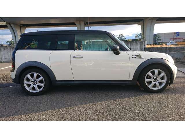 2009 MINI MINI Clubman – thumbnail 4