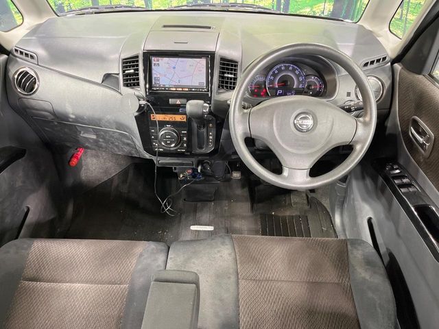 2010 Nissan Roox – thumbnail 2