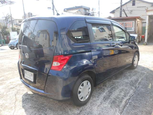 2009 Honda Freed – thumbnail 4