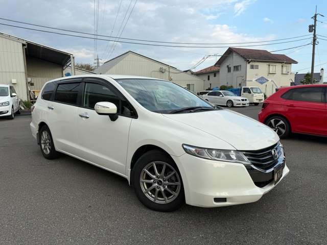 2011 Honda Odyssey – thumbnail 2