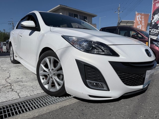 2011 Mazda Axela Sport