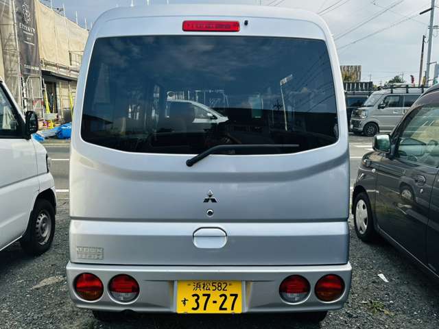 2010 Mitsubishi Town Box – thumbnail 4
