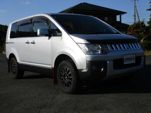 2007 Mitsubishi Delica D:5 – thumbnail 2
