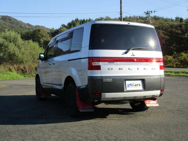 2007 Mitsubishi Delica D:5 – thumbnail 3