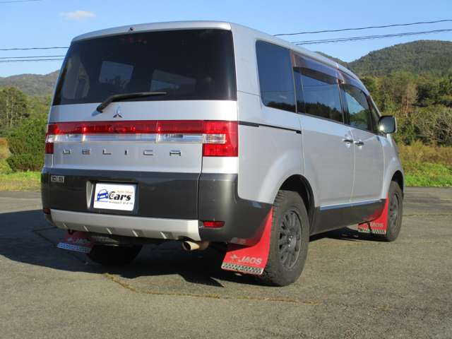 2007 Mitsubishi Delica D:5 – thumbnail 4