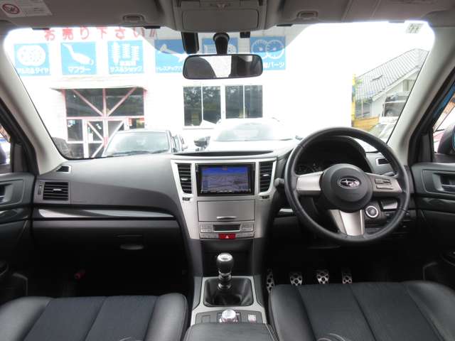 2011 Subaru Legacy B4 – thumbnail 3