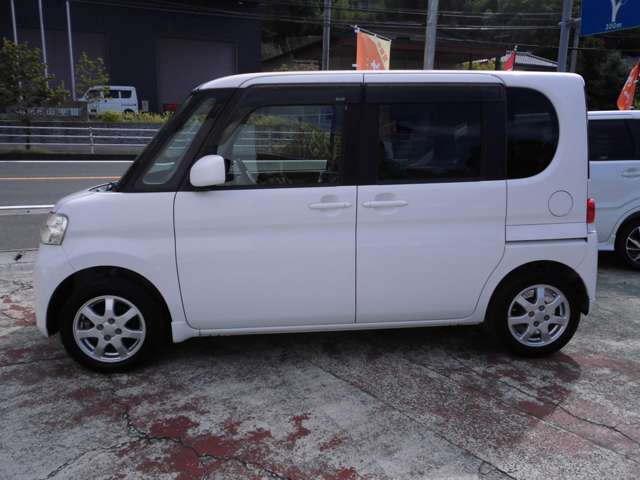 2011 Daihatsu Tanto – thumbnail 3