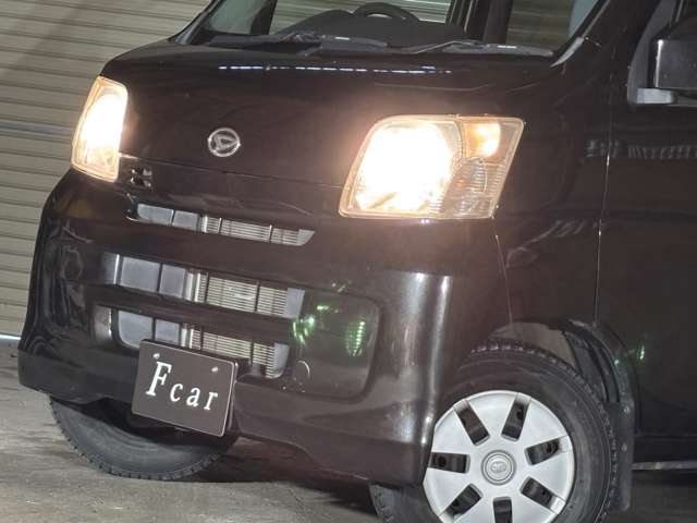 2011 Daihatsu Hijet Cargo – thumbnail 4