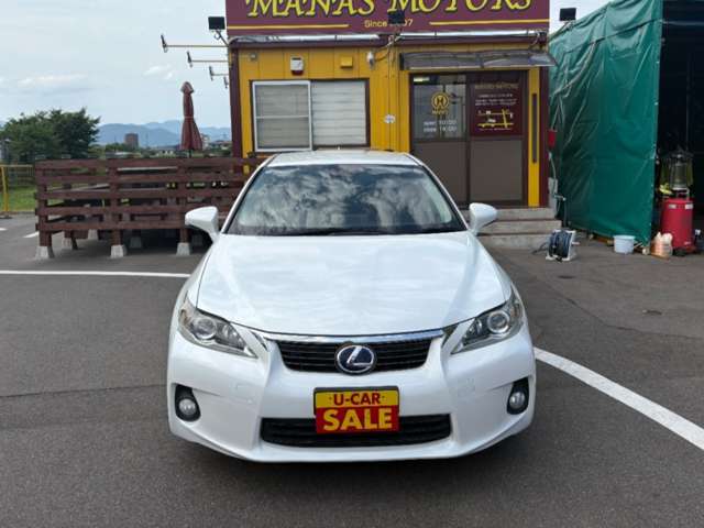 2011 Lexus CT – thumbnail 2