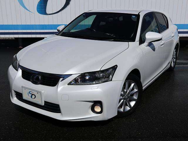 2011 Lexus CT – thumbnail 2