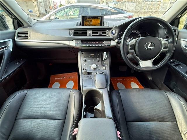 2011 Lexus CT – thumbnail 3