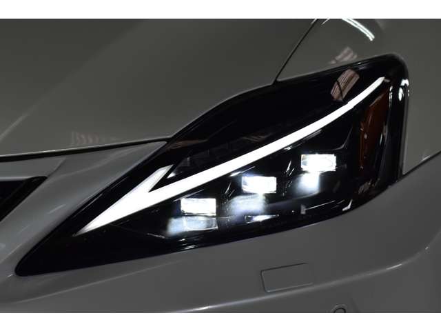 2007 Lexus IS – thumbnail 3