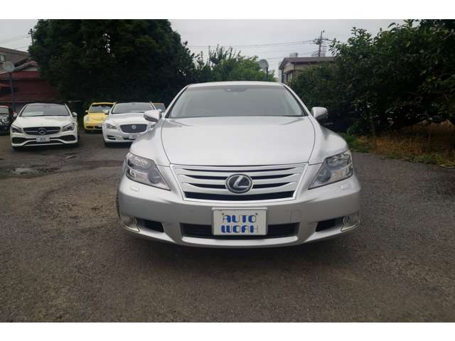 2010 Lexus LS Hybrid – thumbnail 2