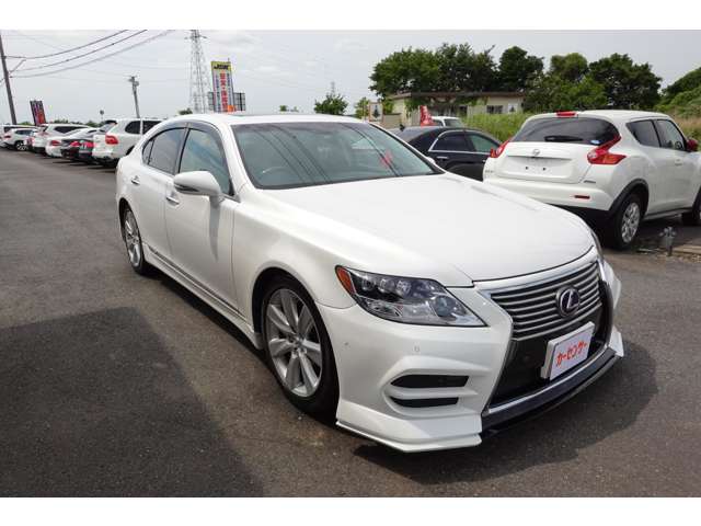 2010 Lexus LS Hybrid – thumbnail 3